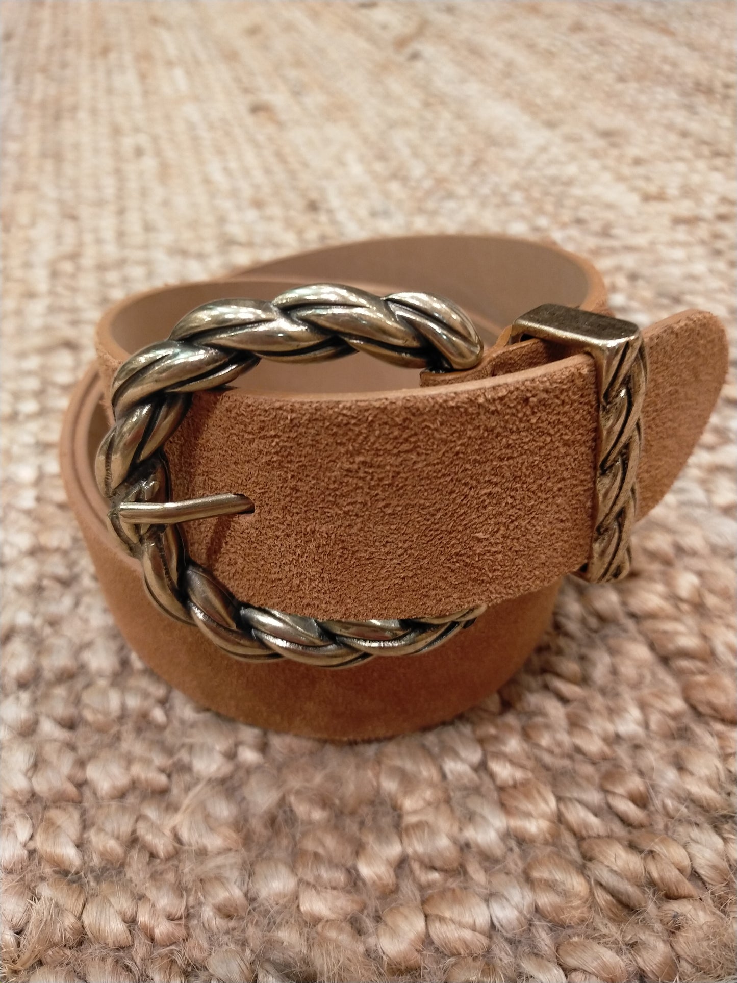 Ceinture en cuir boucle torsadée